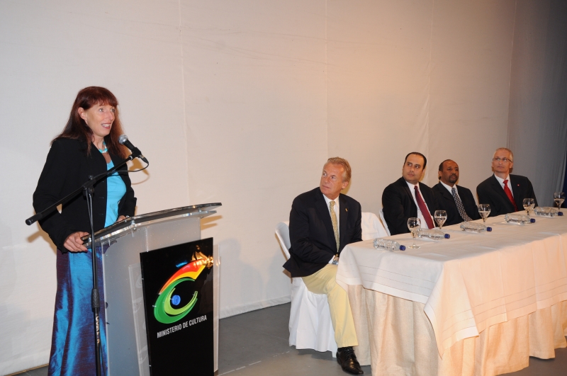 Rede Cornelia Diethelm Santo Domingo