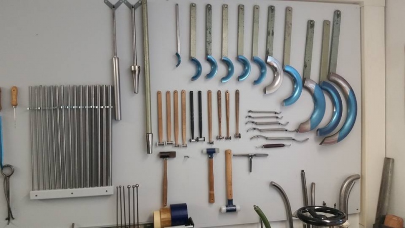 Werkzeuge in der Werkstatt Bern