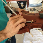 Stimmstock stellen